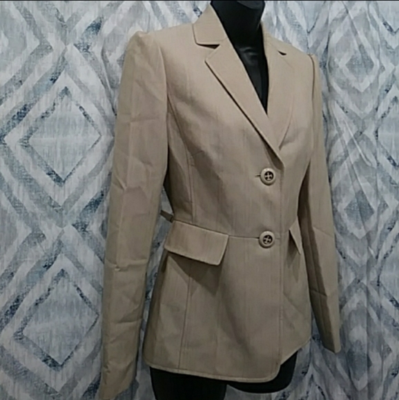 Tahari. Blazer Womens Size 4 Biege - Picture 6 of 7